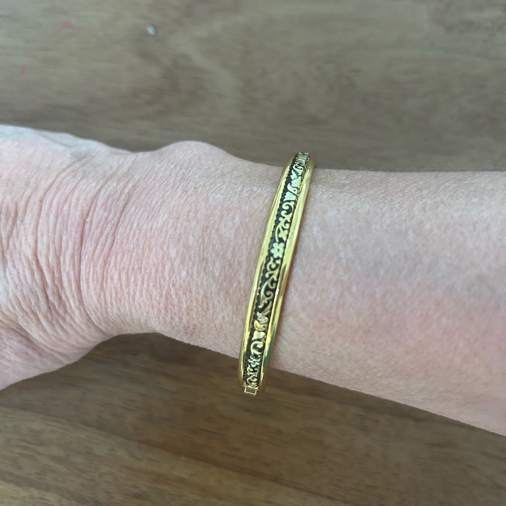 Damascene Toledo Gold Tone Bracelet and Ring Set - Picture 5 of 5